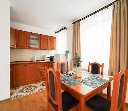 Grodzisko Do Wynajecia * クリニツァ・モルスカ