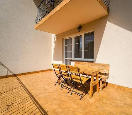 Grodzisko Do Wynajecia * 库瑞尼卡慕斯卡